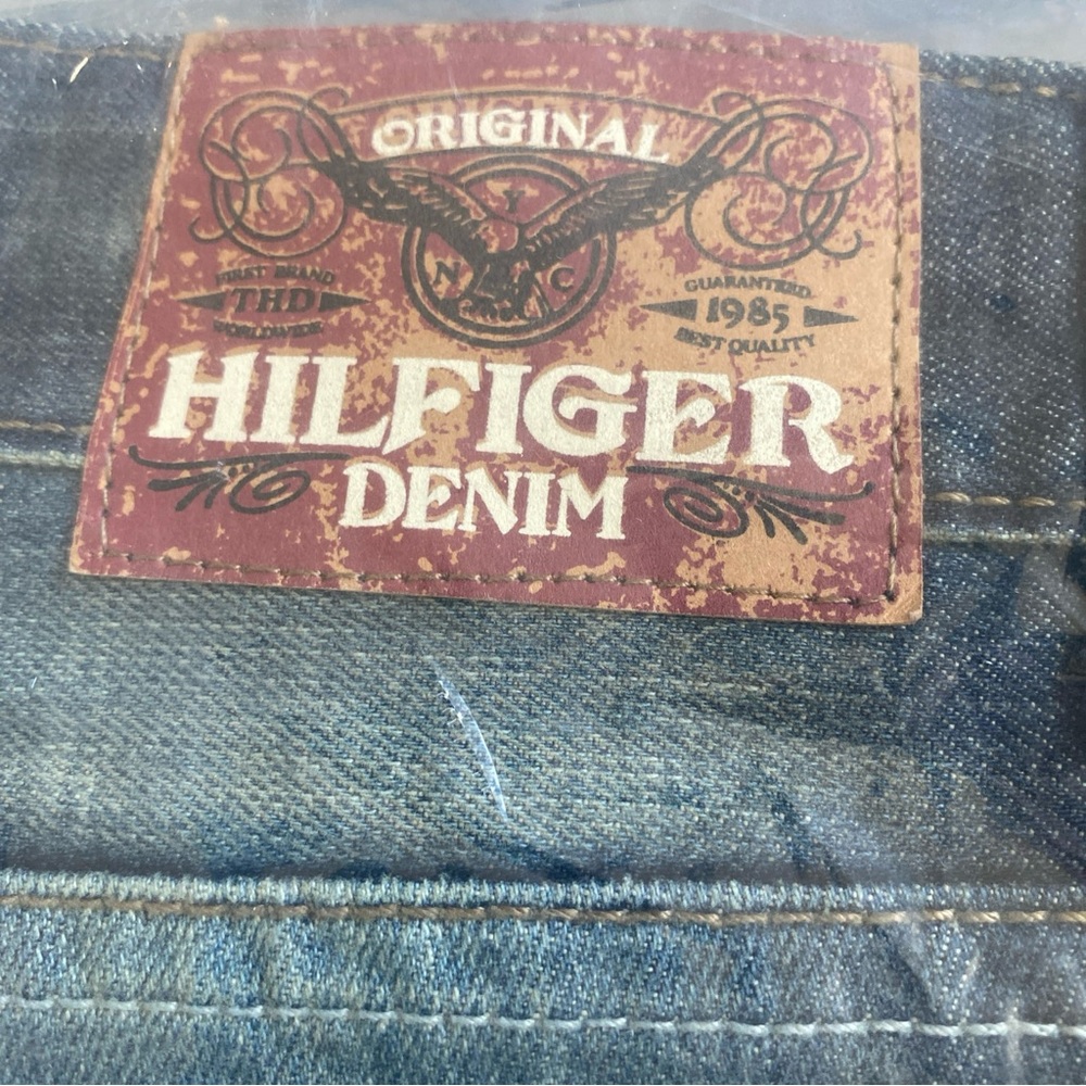 2 pairs of Hilfiger men’s jeans new in bag - Picture 1 of 4